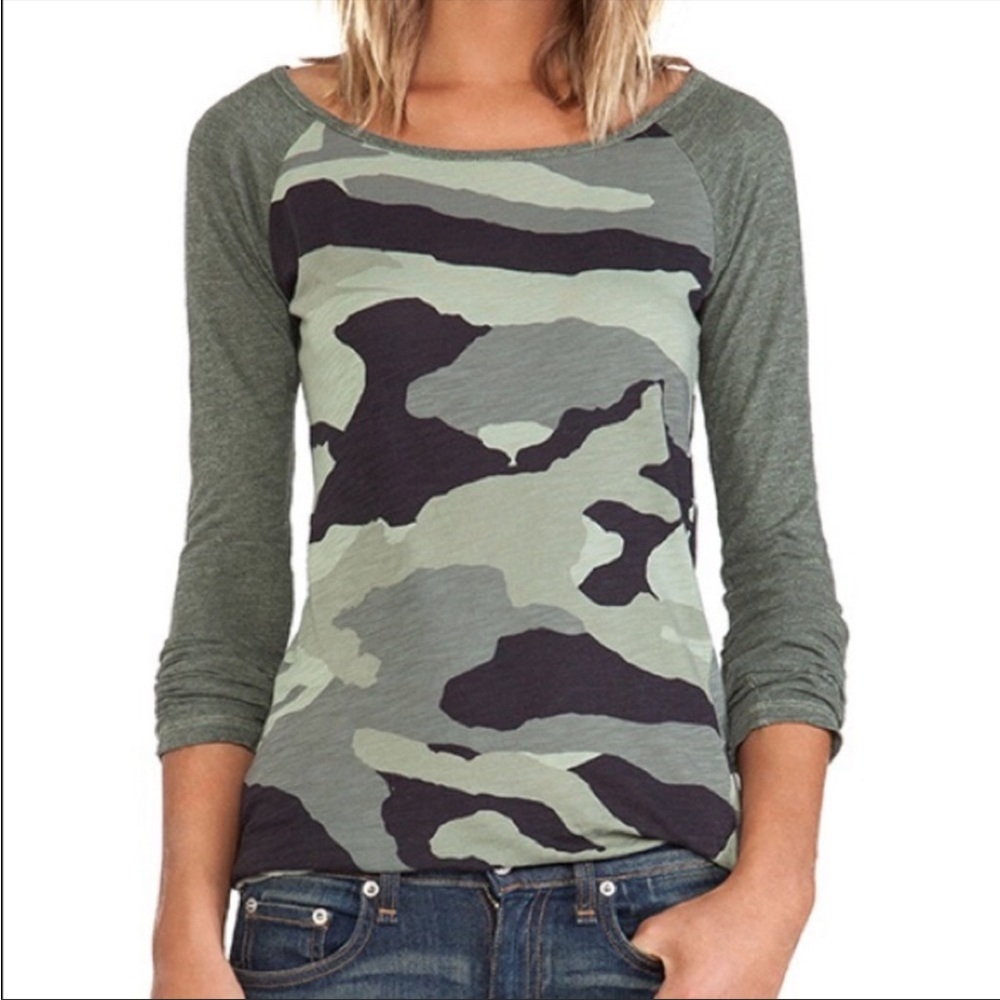 MONROW Vintage Green Camo Long Sleeve Tee - Size XS EUC